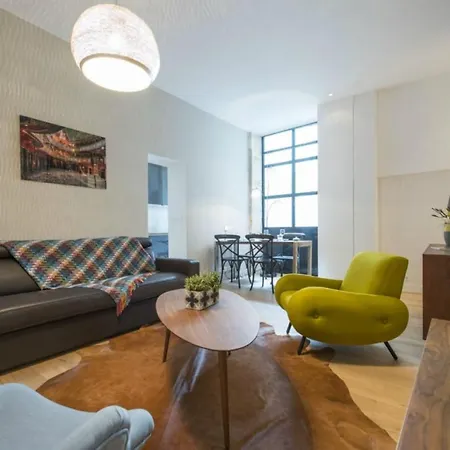 Coco, 6 People Appartement Paris